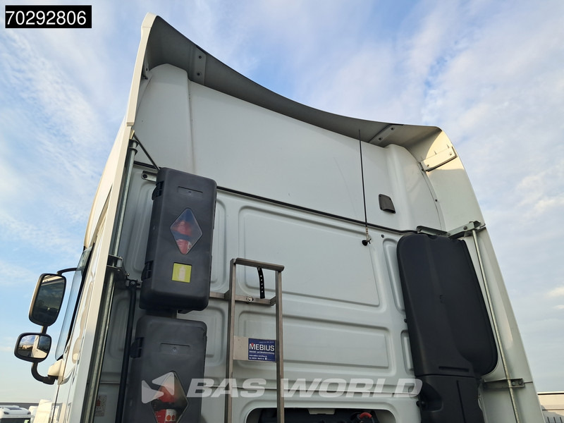 DAF XF 480 4X2 SSC Retarder Standklima LED ACC Euro 6 - Nyergesvontató: 2 kép. DAF XF 480 4X2 SSC Retarder Standklima LED ACC Euro 6 - Nyergesvontató: 2 kép.