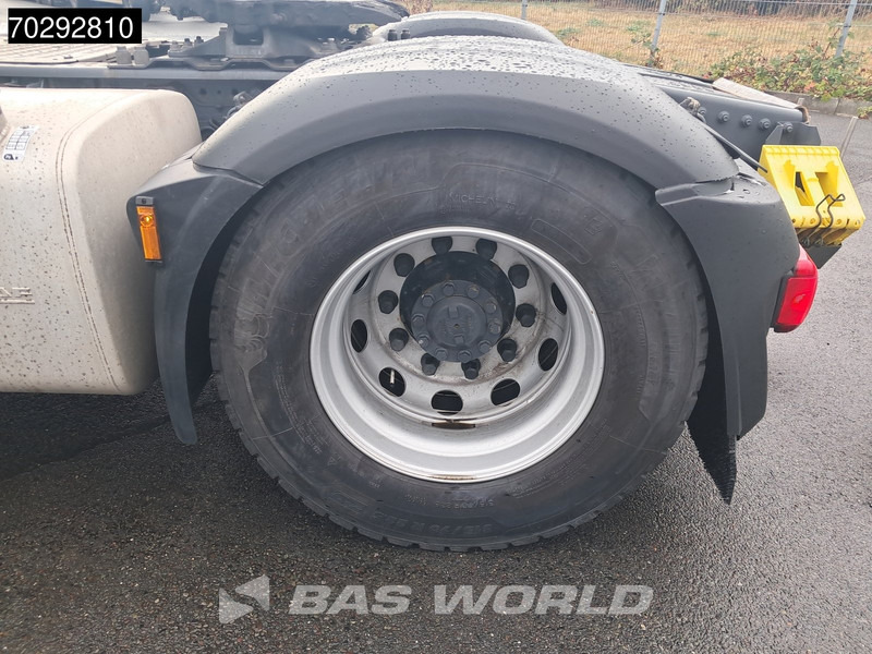 Nyergesvontató DAF XF 480 4X2 SSC Retarder Standklima LED ACC Euro 6: 6 kép. Nyergesvontató DAF XF 480 4X2 SSC Retarder Standklima LED ACC Euro 6: 6 kép.