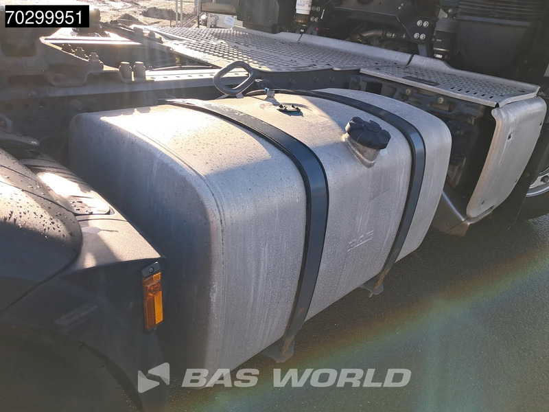 Nyergesvontató DAF XF 530 4X2 SSC Retarder 2xTanks ACC Standklima Euro 6: 15 kép.