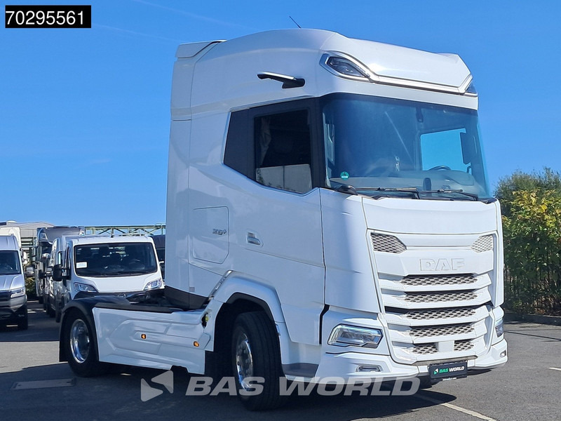 DAF XG+ 530 4X2 Retarder 2xTanks ACC Standklima Euro 6 - Nyergesvontató: 3 kép. DAF XG+ 530 4X2 Retarder 2xTanks ACC Standklima Euro 6 - Nyergesvontató: 3 kép.