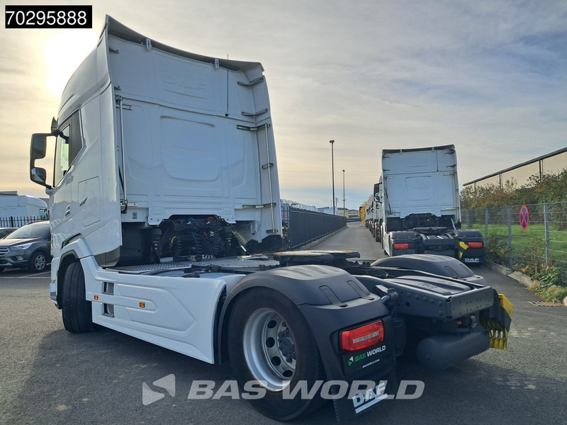 DAF XG+ 530 4X2 Retarder 2xTanks ACC Standklima - Nyergesvontató: 2 kép. DAF XG+ 530 4X2 Retarder 2xTanks ACC Standklima - Nyergesvontató: 2 kép.