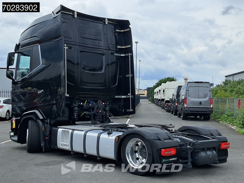 DAF XG+ 530 4X2 XG+ Mega 2x Tanks StandKlima Alcoa's ACC LED - Nyergesvontató: 2 kép. DAF XG+ 530 4X2 XG+ Mega 2x Tanks StandKlima Alcoa's ACC LED - Nyergesvontató: 2 kép.