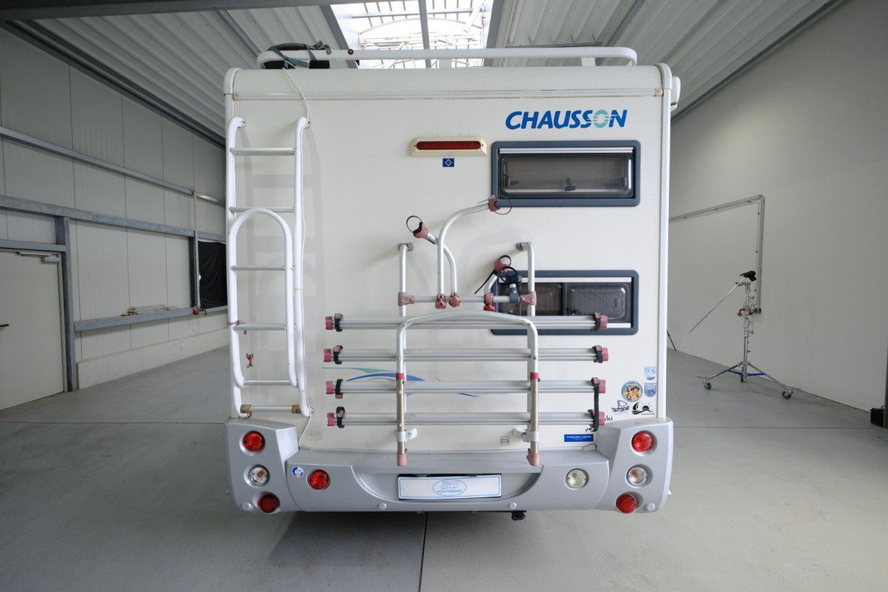 Chausson Flash 03 / Etagenbetten / 6 Schlafplätze / Klima - Alkóvos lakóautó: 3 kép. Chausson Flash 03 / Etagenbetten / 6 Schlafplätze / Klima - Alkóvos lakóautó: 3 kép.