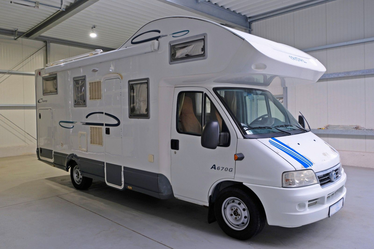 Cristall A 670 G/Automatik/Festbett/Garage/Solar/Markise - Alkóvos lakóautó: 1 kép. Cristall A 670 G/Automatik/Festbett/Garage/Solar/Markise - Alkóvos lakóautó: 1 kép.