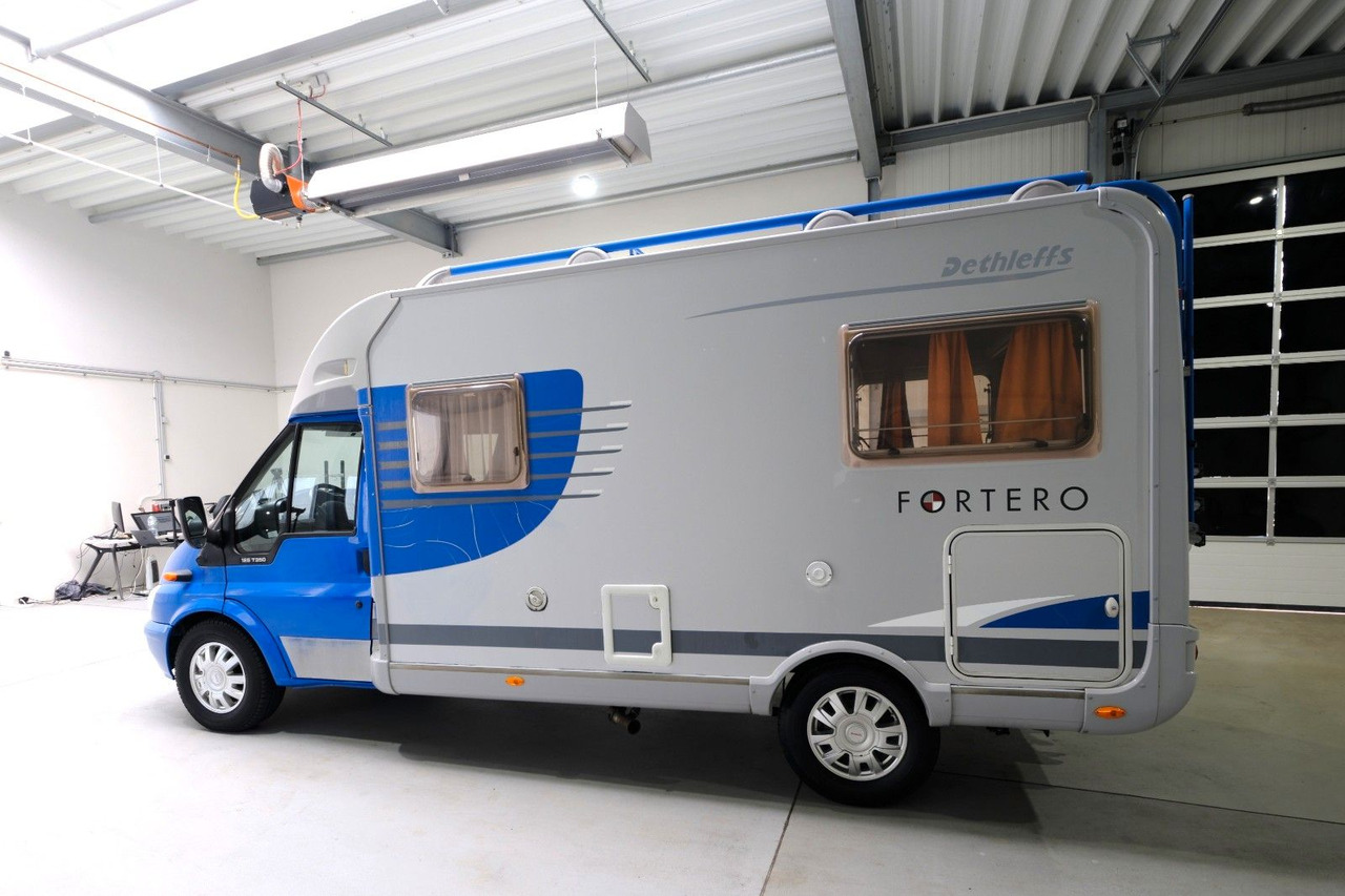 Dethleffs Fortero T 5975 / Festbett / Klima /Preisgarantie - Félintegrált lakóautó: 4 kép. Dethleffs Fortero T 5975 / Festbett / Klima /Preisgarantie - Félintegrált lakóautó: 4 kép.