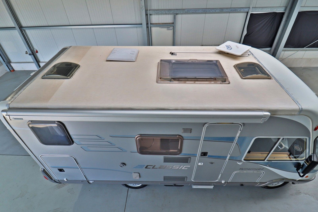 HYMER / ERIBA / HYMERCAR B 504 Classic/Festbett+Hubbett/Garage/Klima/Mar - Integrált lakóautó: 4 kép. HYMER / ERIBA / HYMERCAR B 504 Classic/Festbett+Hubbett/Garage/Klima/Mar - Integrált lakóautó: 4 kép.