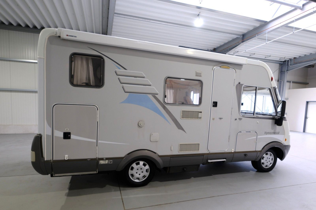 HYMER / ERIBA / HYMERCAR B 504/Festbett+Hubbett/Klima/Solar/DPF-Grün - Integrált lakóautó: 5 kép. HYMER / ERIBA / HYMERCAR B 504/Festbett+Hubbett/Klima/Solar/DPF-Grün - Integrált lakóautó: 5 kép.