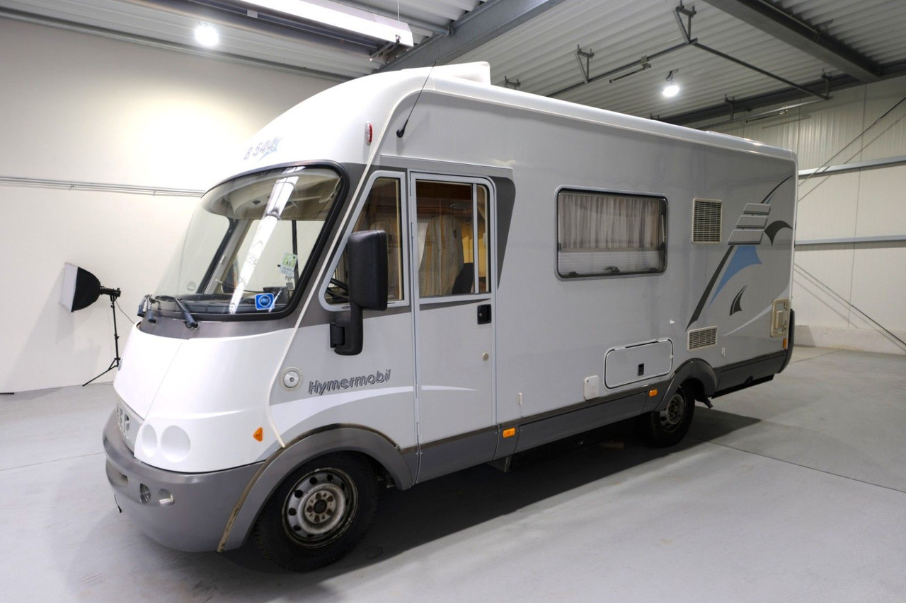 HYMER / ERIBA / HYMERCAR B 544/Automatik/Hubbett/Klima/Markise/DPF/Solar - Integrált lakóautó: 2 kép. HYMER / ERIBA / HYMERCAR B 544/Automatik/Hubbett/Klima/Markise/DPF/Solar - Integrált lakóautó: 2 kép.
