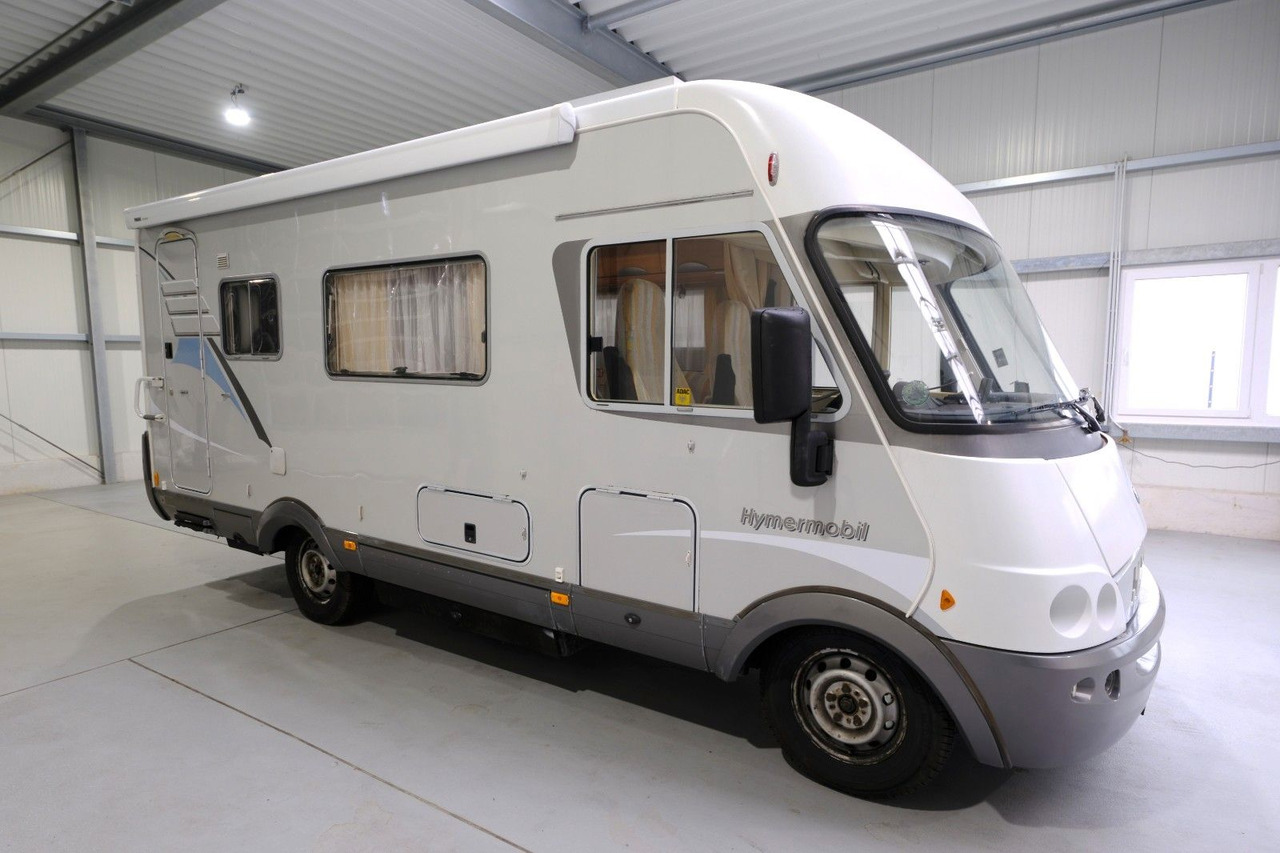 HYMER / ERIBA / HYMERCAR B 544 Automatik / Klimaanlage / DPF Grün - Integrált lakóautó: 1 kép. HYMER / ERIBA / HYMERCAR B 544 Automatik / Klimaanlage / DPF Grün - Integrált lakóautó: 1 kép.
