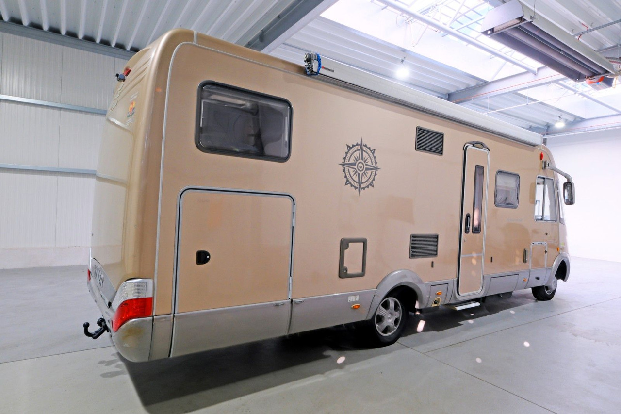 HYMER / ERIBA / HYMERCAR S 800/Automatik/Festbett+Hubbett/Klima/Solar/AHK HYMER / ERIBA / HYMERCAR S 800/Automatik/Festbett+Hubbett/Klima/Solar/AHK - Integrált lakóautó: 2 kép. HYMER / ERIBA / HYMERCAR S 800/Automatik/Festbett+Hubbett/Klima/Solar/AHK HYMER / ERIBA / HYMERCAR S 800/Automatik/Festbett+Hubbett/Klima/Solar/AHK - Integrált lakóautó: 2 kép.