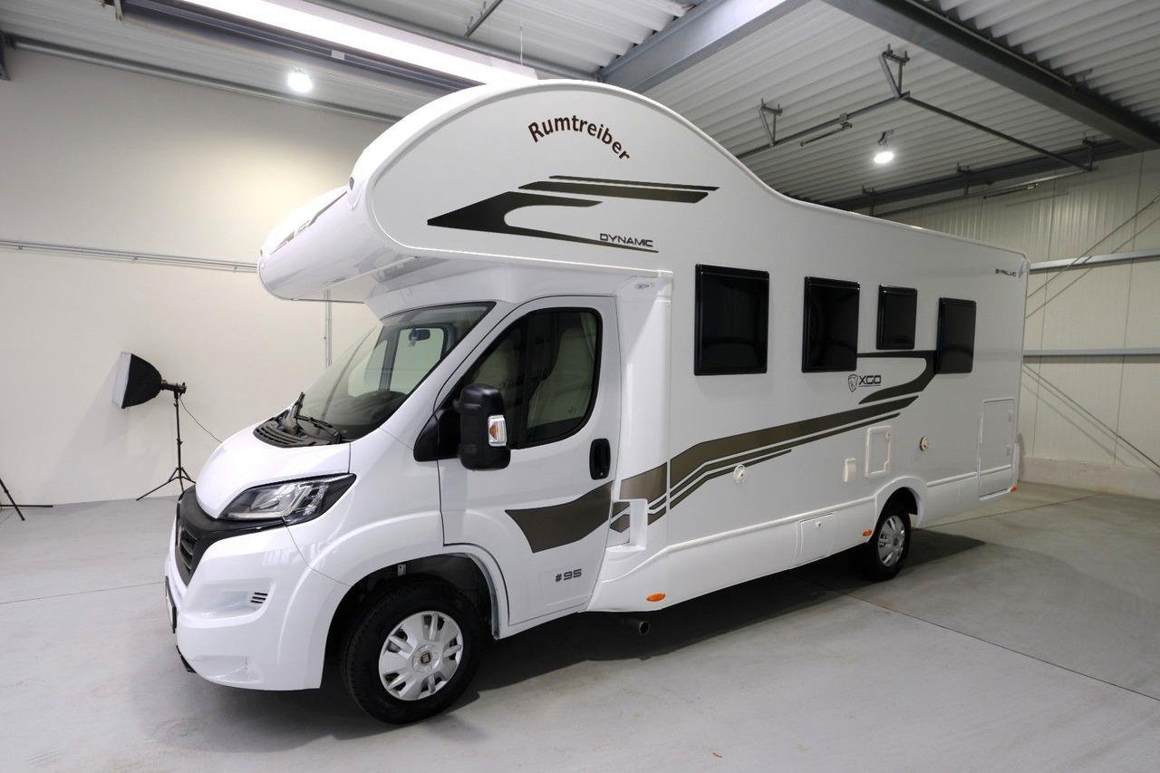 XGO Dynamic 95/1.Hand/Einzelbetten/2xKlima/Garage - Alkóvos lakóautó: 3 kép. XGO Dynamic 95/1.Hand/Einzelbetten/2xKlima/Garage - Alkóvos lakóautó: 3 kép.