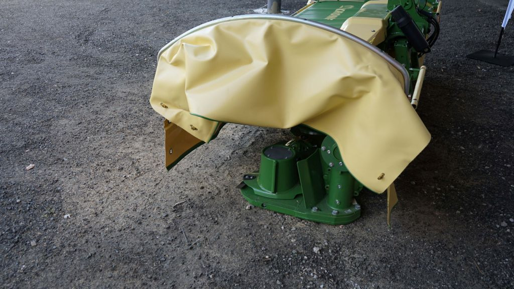 Krone EasyCut F320 Highland (20688) - Fűkasza: 5 kép. Krone EasyCut F320 Highland (20688) - Fűkasza: 5 kép.