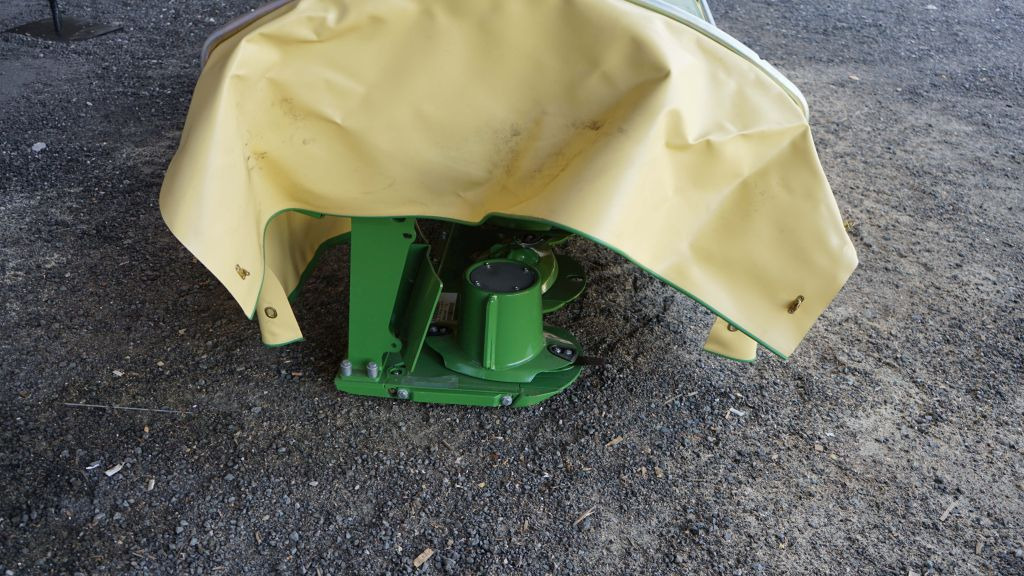Krone EasyCut F320 Highland (20688) - Fűkasza: 3 kép. Krone EasyCut F320 Highland (20688) - Fűkasza: 3 kép.