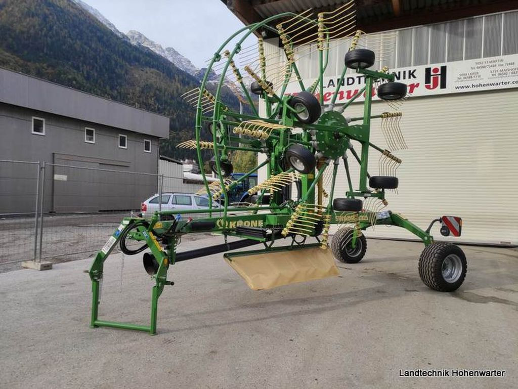 Krone Swadro TC 760 (20680) - Szénaforgató: 1 kép. Krone Swadro TC 760 (20680) - Szénaforgató: 1 kép.