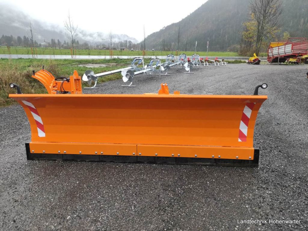 Stekro Schneepflug 300 (15706) - Hóeke: 2 kép. Stekro Schneepflug 300 (15706) - Hóeke: 2 kép.