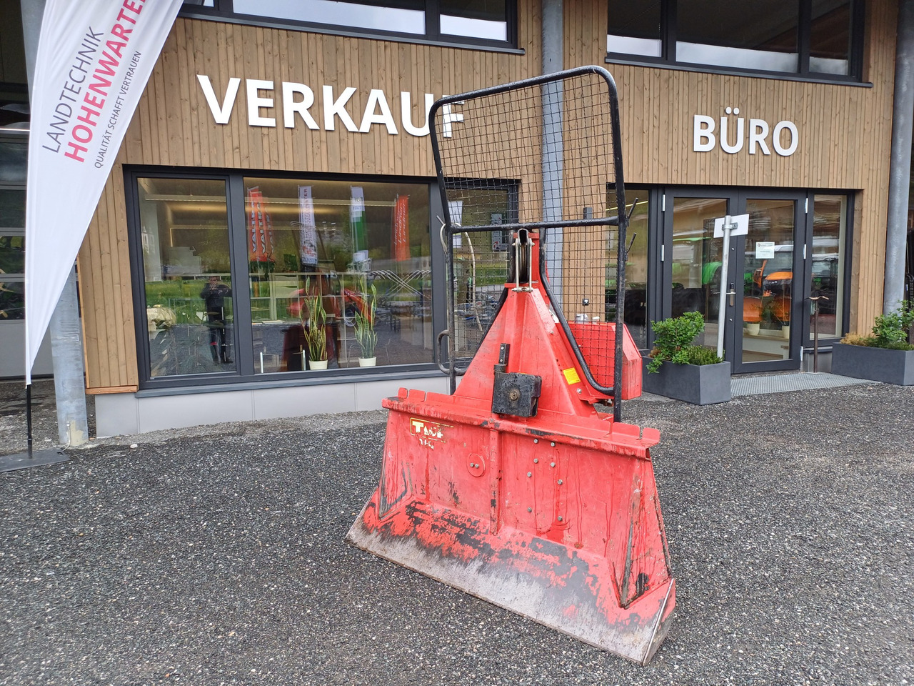 Tajfun EGV 80 AHK (23282) - Csörlő - Erdészeti gép: 1 kép. Tajfun EGV 80 AHK (23282) - Csörlő - Erdészeti gép: 1 kép.