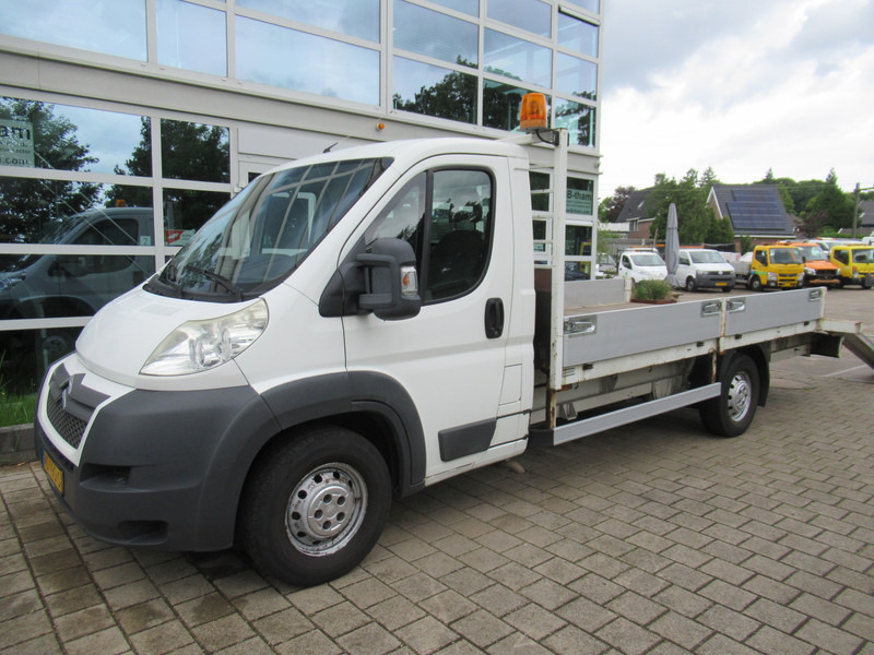 Citroën Jumper 35 2.2 HDI 110KW L4 Heavy Autotransporter - Platós kisteherautó: 5 kép. Citroën Jumper 35 2.2 HDI 110KW L4 Heavy Autotransporter - Platós kisteherautó: 5 kép.