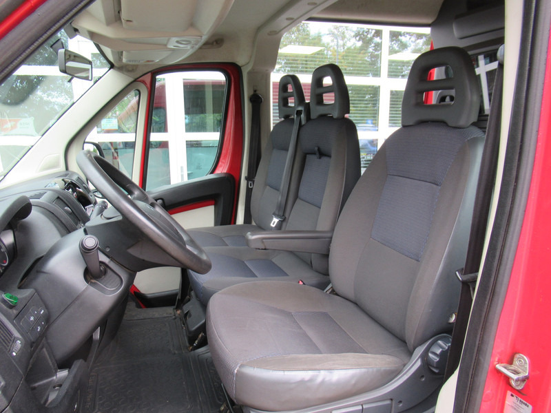Furgon, Duplakabinos kisteherautó Citroën Jumper 35 2.2 HDI L2H2 Heavy DOKA Dubbelcabine: 10 kép. Furgon, Duplakabinos kisteherautó Citroën Jumper 35 2.2 HDI L2H2 Heavy DOKA Dubbelcabine: 10 kép.