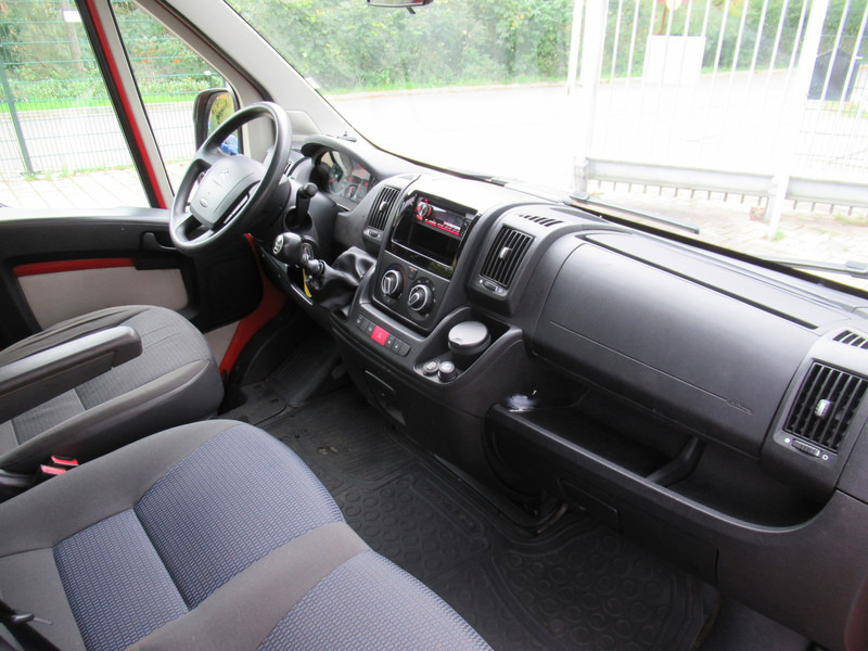 Furgon, Duplakabinos kisteherautó Citroën Jumper 35 2.2 HDI L2H2 Heavy DOKA Dubbelcabine: 12 kép. Furgon, Duplakabinos kisteherautó Citroën Jumper 35 2.2 HDI L2H2 Heavy DOKA Dubbelcabine: 12 kép.