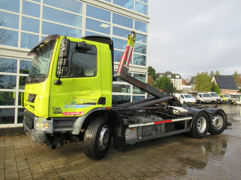 DAF 75 250 6x2 Palift T20 Haakarm, Hooklift - Horgos rakodó teherautó: 4 kép. DAF 75 250 6x2 Palift T20 Haakarm, Hooklift - Horgos rakodó teherautó: 4 kép.