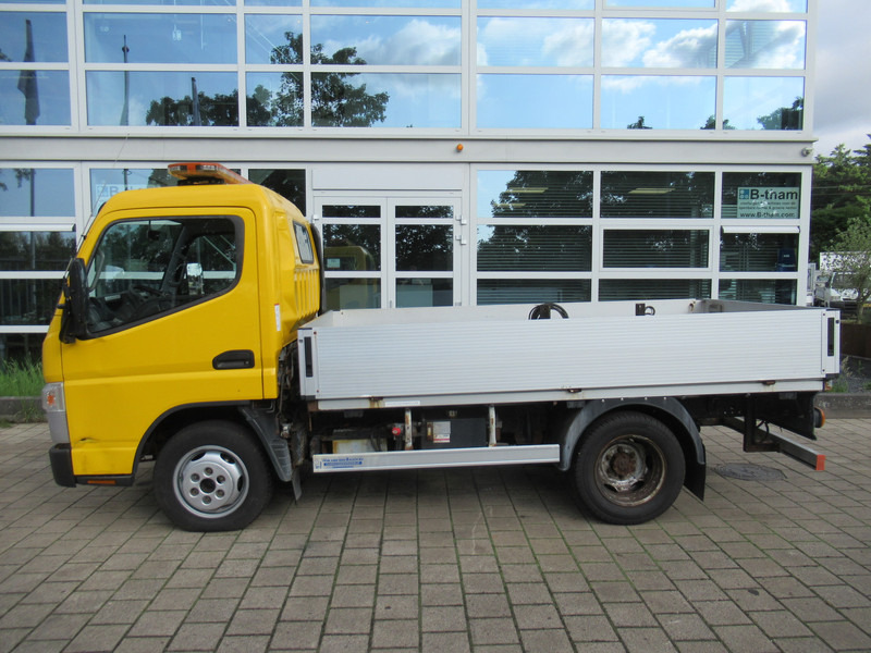 FUSO Canter 3S13 AIRCO - KLIMA PickUp Automatic - Platós kisteherautó: 3 kép. FUSO Canter 3S13 AIRCO - KLIMA PickUp Automatic - Platós kisteherautó: 3 kép.