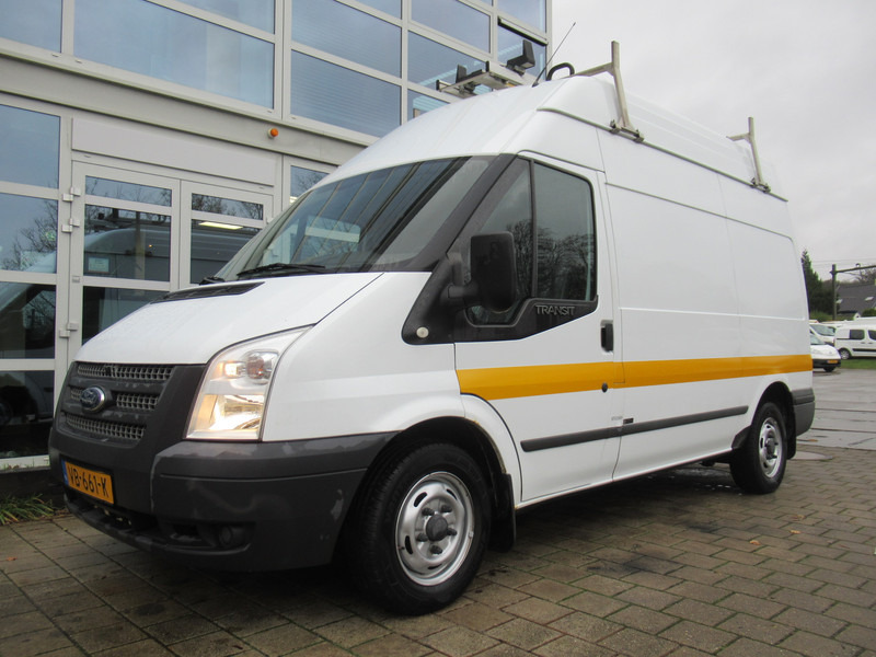 Ford Transit 280M 2.2 TDCI 74KW L2 H3 Ladder lift imperiaal - Kis furgon: 3 kép. Ford Transit 280M 2.2 TDCI 74KW L2 H3 Ladder lift imperiaal - Kis furgon: 3 kép.