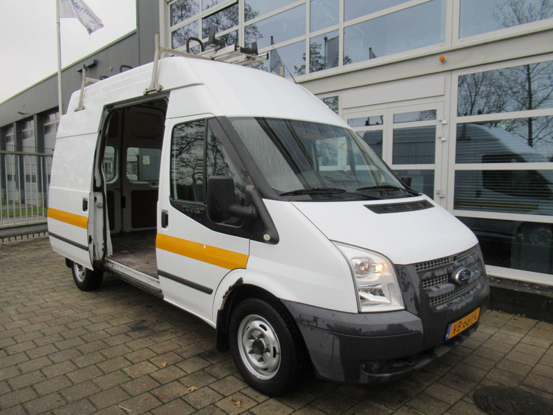 Ford Transit 280M 2.2 TDCI 74KW L2 H3 Ladder lift imperiaal - Kis furgon: 2 kép. Ford Transit 280M 2.2 TDCI 74KW L2 H3 Ladder lift imperiaal - Kis furgon: 2 kép.