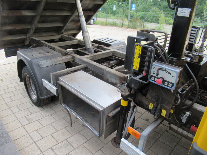 Iveco Daily 65C15 Kipper + HIAB 044 Kraan Kran Crane - Billenőplatós kisteherautó: 4 kép. Iveco Daily 65C15 Kipper + HIAB 044 Kraan Kran Crane - Billenőplatós kisteherautó: 4 kép.