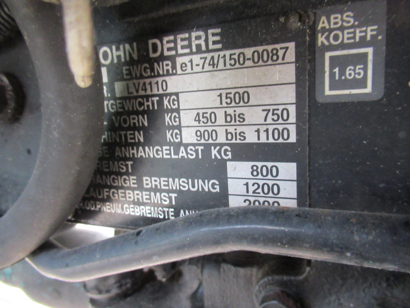 Traktor John Deere 4110 4WD 4x4 Hydrostaat Cabine: 13 kép.
