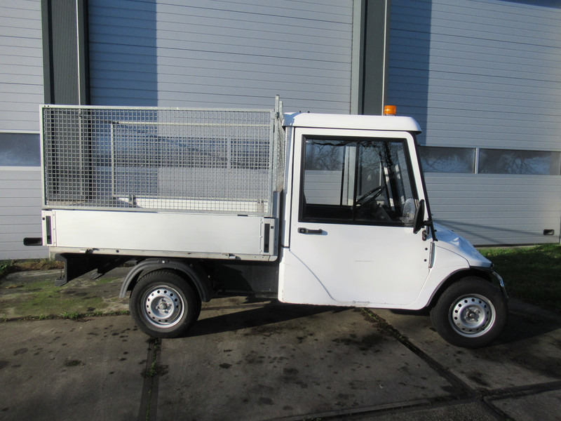 Interior photo 1: Platós kisteherautó, Elektromos kisteherautó Melex Cargo PICKUP Hekjes Electrotruck