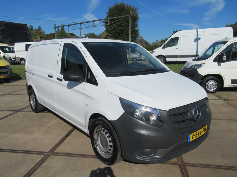 Mercedes-Benz Vito 639/5 4x4 113CDI DENSO koelinbouw - Hűtős kisteherautó: 4 kép. Mercedes-Benz Vito 639/5 4x4 113CDI DENSO koelinbouw - Hűtős kisteherautó: 4 kép.