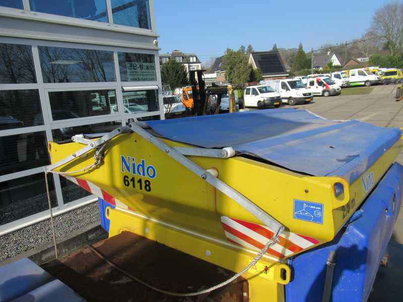 NIDO Stratos B25-27 VCLN-490 HYDRO 2,5m3 + 1.210 L. Hooklift - Homok-/ Sószóró: 5 kép. NIDO Stratos B25-27 VCLN-490 HYDRO 2,5m3 + 1.210 L. Hooklift - Homok-/ Sószóró: 5 kép.