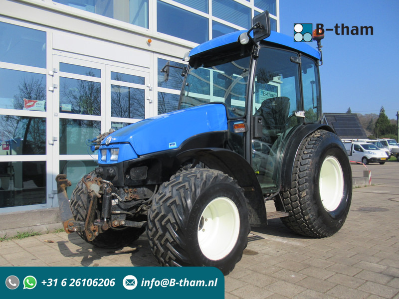 New Holland TCE 55 4WD Zuidberg Front Hef + PTO - Traktor: 1 kép. New Holland TCE 55 4WD Zuidberg Front Hef + PTO - Traktor: 1 kép.