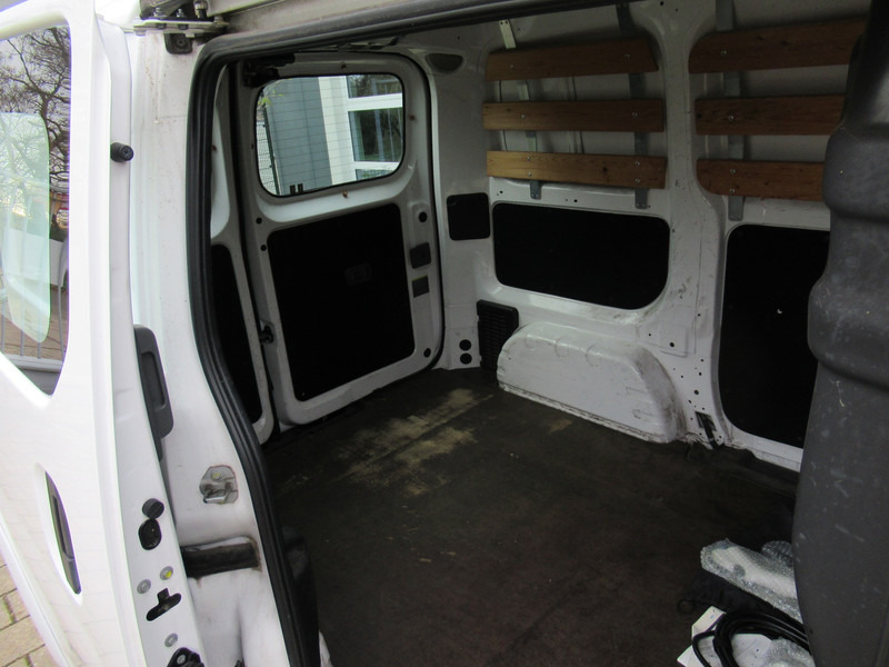 Nissan E-NV200 Optima 24KW accu eigendom, snellader - Kis furgon, Elektromos kisteherautó: 3 kép. Nissan E-NV200 Optima 24KW accu eigendom, snellader - Kis furgon, Elektromos kisteherautó: 3 kép.