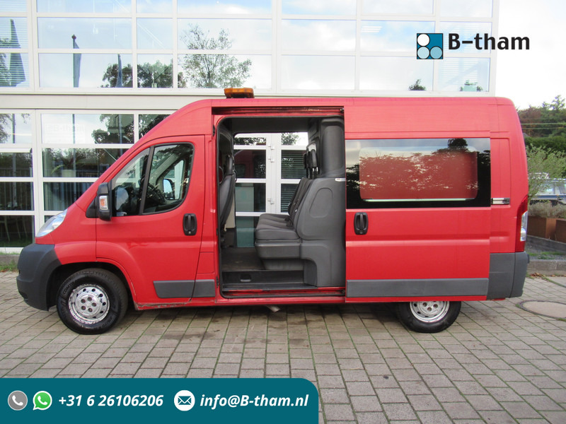 Peugeot Boxer 330 2.2 HDI 96KW L2H2 Dubbelcabine P+ DOKA - Kis furgon, Duplakabinos kisteherautó: 1 kép. Peugeot Boxer 330 2.2 HDI 96KW L2H2 Dubbelcabine P+ DOKA - Kis furgon, Duplakabinos kisteherautó: 1 kép.
