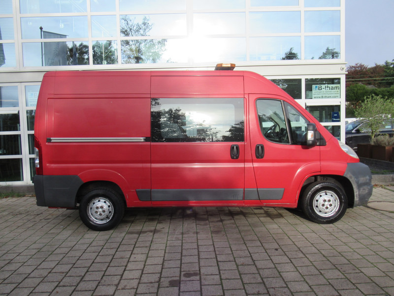 Peugeot Boxer 330 2.2 HDI 96KW L2H2 Dubbelcabine P+ DOKA - Kis furgon, Duplakabinos kisteherautó: 3 kép. Peugeot Boxer 330 2.2 HDI 96KW L2H2 Dubbelcabine P+ DOKA - Kis furgon, Duplakabinos kisteherautó: 3 kép.