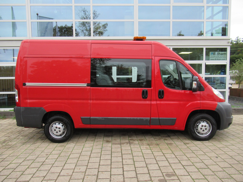 Peugeot Boxer 330 2.2 HDI L2H2 P+ DOKA Dubbelcabine - Kis furgon, Duplakabinos kisteherautó: 3 kép. Peugeot Boxer 330 2.2 HDI L2H2 P+ DOKA Dubbelcabine - Kis furgon, Duplakabinos kisteherautó: 3 kép.