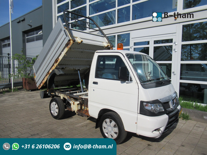 Piaggio Porter 1.3 Kipper SL Extra - Billenőplatós kisteherautó: 1 kép. Piaggio Porter 1.3 Kipper SL Extra - Billenőplatós kisteherautó: 1 kép.