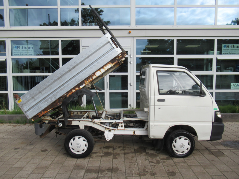 Piaggio Porter 1.3 Kipper SL ( NO Hydro-unit tipper ) - Billenőplatós kisteherautó: 3 kép. Piaggio Porter 1.3 Kipper SL ( NO Hydro-unit tipper ) - Billenőplatós kisteherautó: 3 kép.