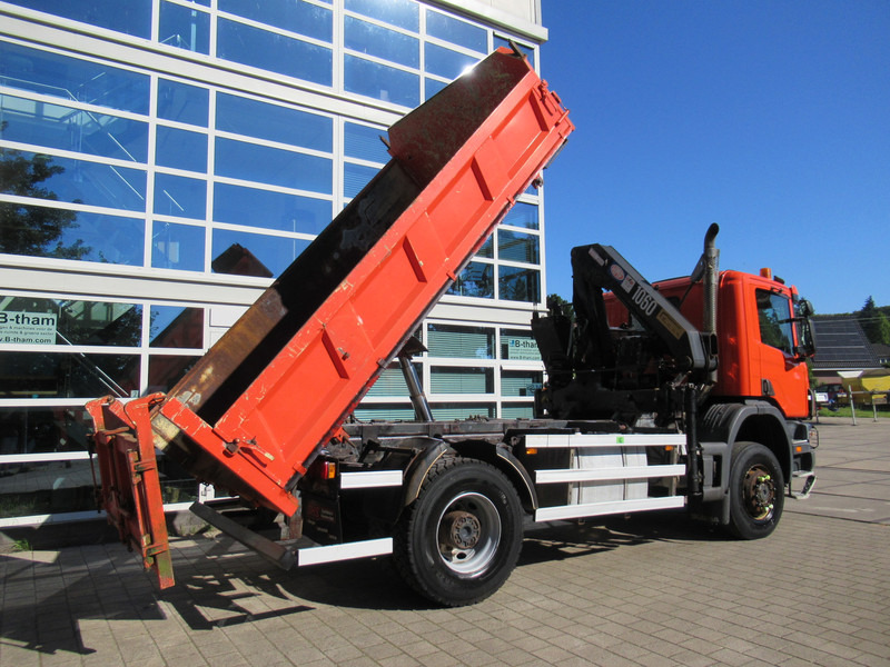 Scania P 114 CB 4x4 HZ 340 3-W. Tipper - 3-S. Kipper + HMF 1063 Crane Kran - Billenőplatós teherautó, Darus autó: 5 kép. Scania P 114 CB 4x4 HZ 340 3-W. Tipper - 3-S. Kipper + HMF 1063 Crane Kran - Billenőplatós teherautó, Darus autó: 5 kép.