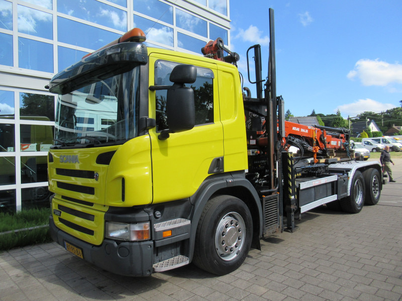 Scania P 340 B 6x2*4 VDL Haak - Kraan ATLAS 206.3E - Horgos rakodó teherautó, Darus autó: 4 kép. Scania P 340 B 6x2*4 VDL Haak - Kraan ATLAS 206.3E - Horgos rakodó teherautó, Darus autó: 4 kép.
