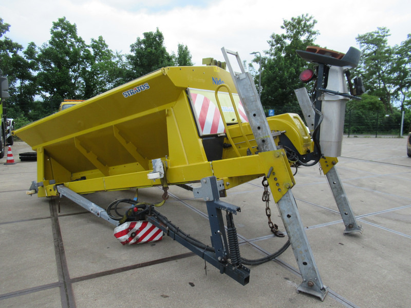 Schmidt NIDO STRATOS B40-36 PAL ROTO-power Salzstreuer Saltspreader Zoutstrooier - Homok-/ Sószóró: 2 kép. Schmidt NIDO STRATOS B40-36 PAL ROTO-power Salzstreuer Saltspreader Zoutstrooier - Homok-/ Sószóró: 2 kép.