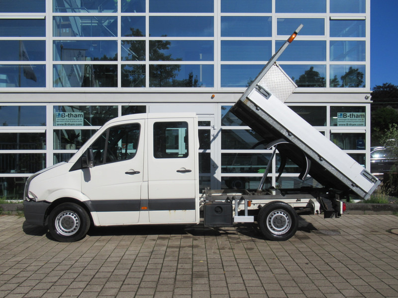 Volkswagen Crafter 35 2.5TDI 80 KW DOKA Dubbelcabine Kipper - Billenőplatós kisteherautó, Duplakabinos kisteherautó: 2 kép. Volkswagen Crafter 35 2.5TDI 80 KW DOKA Dubbelcabine Kipper - Billenőplatós kisteherautó, Duplakabinos kisteherautó: 2 kép.