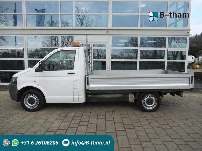 Volkswagen Transporter T5 2.0 TDI 62KW L2H1 Pick-Up Open laadbak - Platós kisteherautó: 1 kép. Volkswagen Transporter T5 2.0 TDI 62KW L2H1 Pick-Up Open laadbak - Platós kisteherautó: 1 kép.