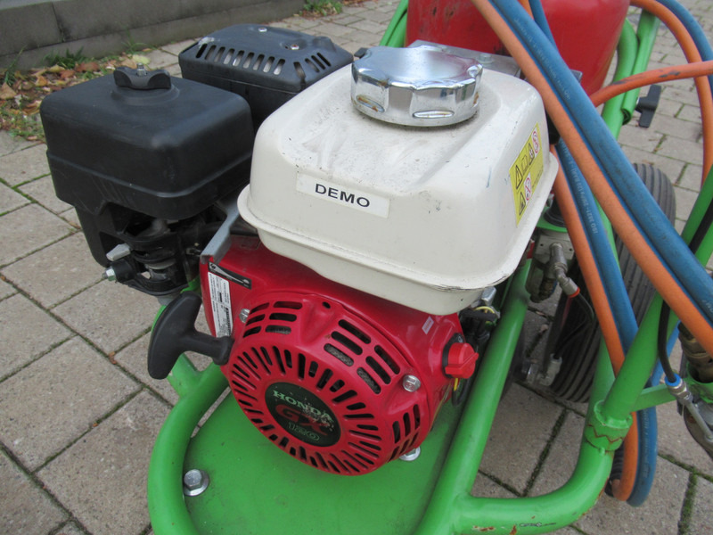 Weed Control Air Trolly Pack Onkruidbrander LPG Mobiel - Kerti gépek: 4 kép. Weed Control Air Trolly Pack Onkruidbrander LPG Mobiel - Kerti gépek: 4 kép.