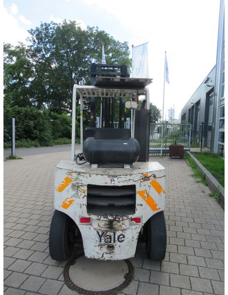 Yale GLP 080EEPAS 3.7T - Gázüzemű targonca: 2 kép. Yale GLP 080EEPAS 3.7T - Gázüzemű targonca: 2 kép.