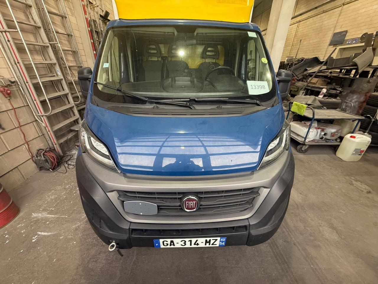 Fiat Ducato CC Maxi 3.5 2.3MJT, Koffer, Lbw - Dobozos kisteherautó: 3 kép. Fiat Ducato CC Maxi 3.5 2.3MJT, Koffer, Lbw - Dobozos kisteherautó: 3 kép.