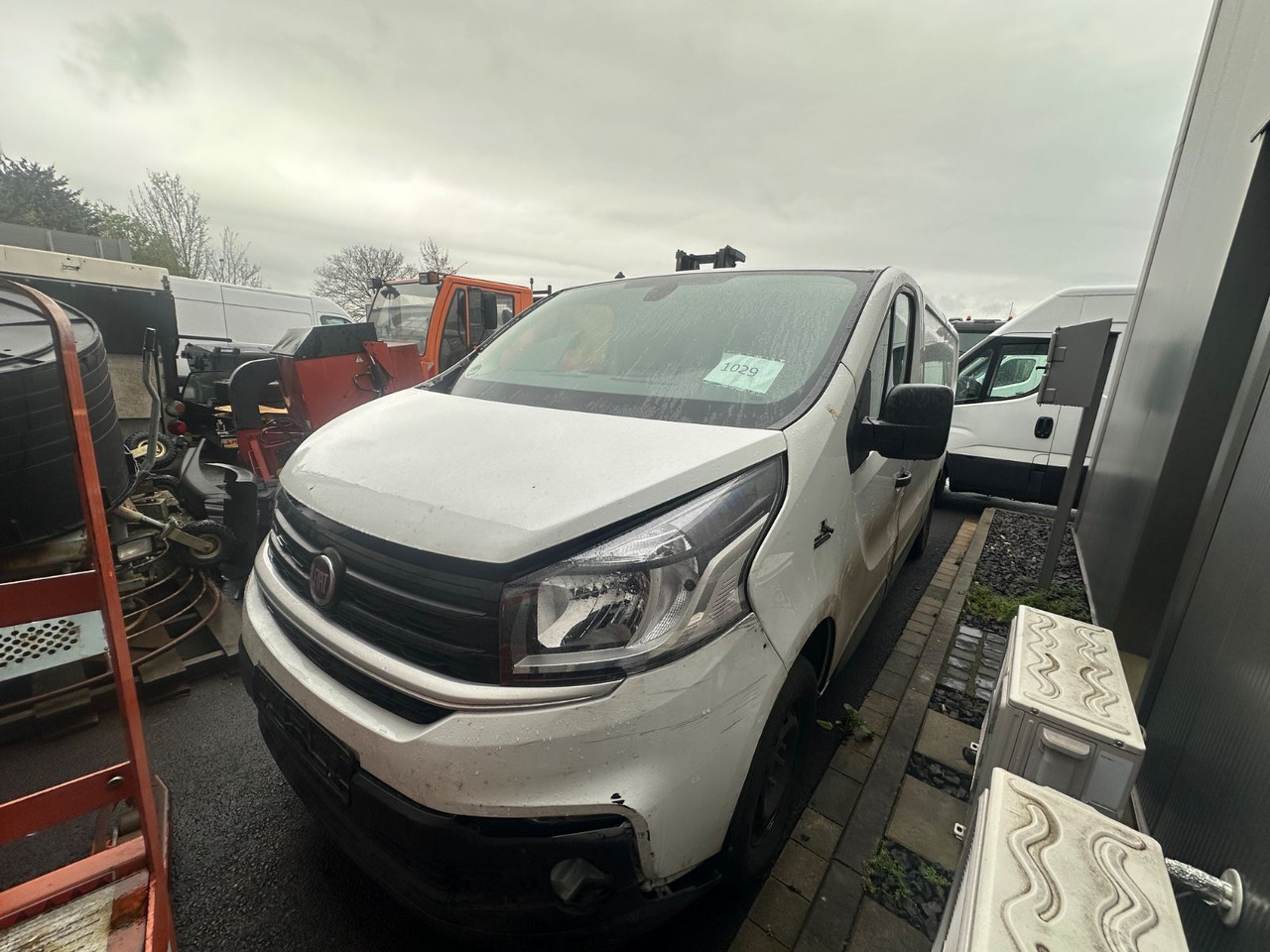 Fiat Talento Kasten L2H1 Ohne Motor u. Getriebe* - Kis furgon: 2 kép. Fiat Talento Kasten L2H1 Ohne Motor u. Getriebe* - Kis furgon: 2 kép.