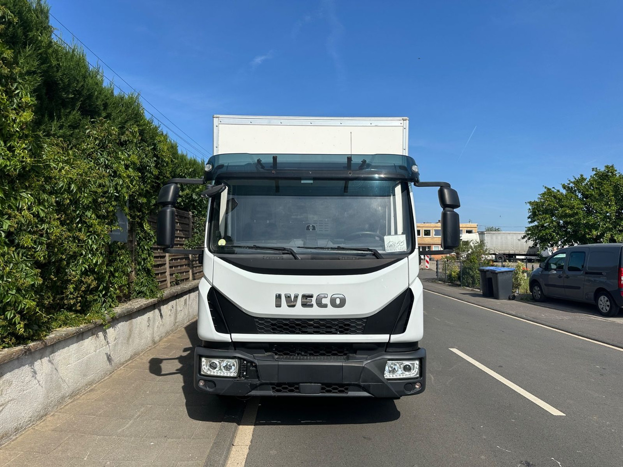 Iveco Eurocargo 75E19/Tüv neu/Koffer/LBW 1000kg/ - Dobozos kisteherautó: 2 kép. Iveco Eurocargo 75E19/Tüv neu/Koffer/LBW 1000kg/ - Dobozos kisteherautó: 2 kép.