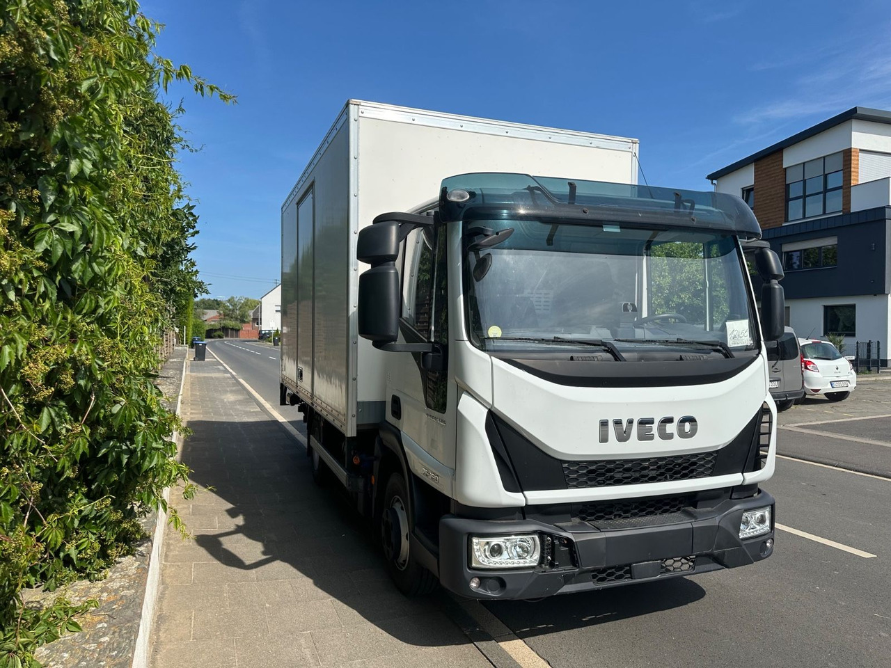 Iveco Eurocargo 75E19/Tüv neu/Koffer/LBW 1000kg/ - Dobozos kisteherautó: 3 kép. Iveco Eurocargo 75E19/Tüv neu/Koffer/LBW 1000kg/ - Dobozos kisteherautó: 3 kép.